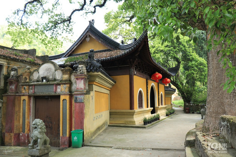 千年古刹流庆寺