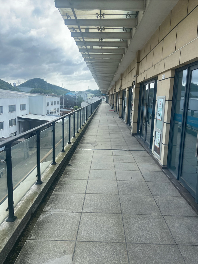 �������ģ�߲����ǰ칫��