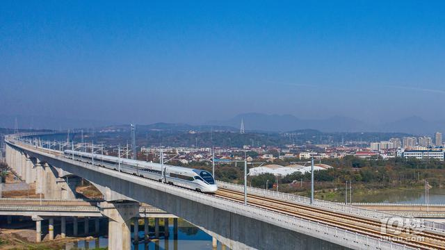 杭台高铁正式通车台州站接送客停车及公交线路大全