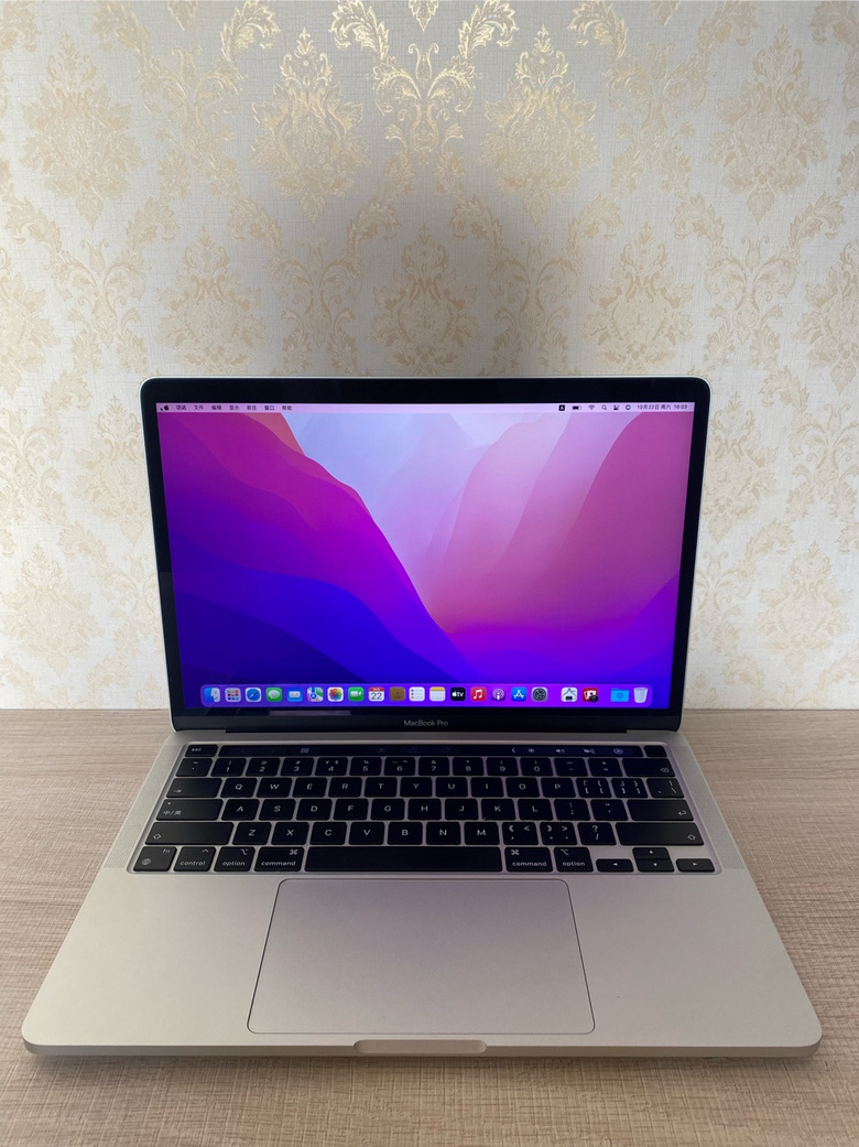 苹果笔记本MacbookProM113寸2020最新款DA2