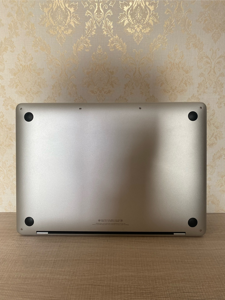 苹果笔记本MacbookProM113寸2020最新款DA2