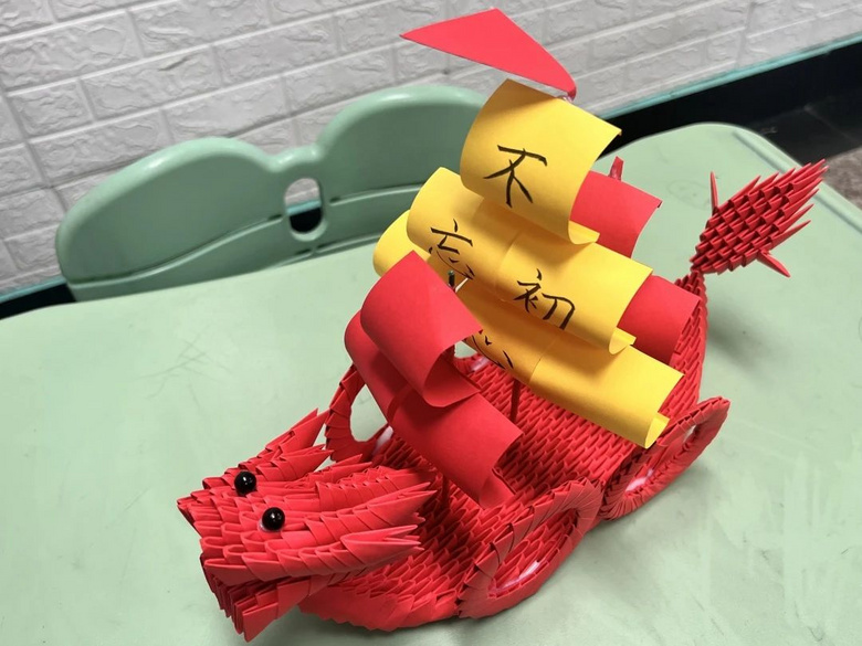 临海市中小学纸工现场制作比赛在临海小学举行