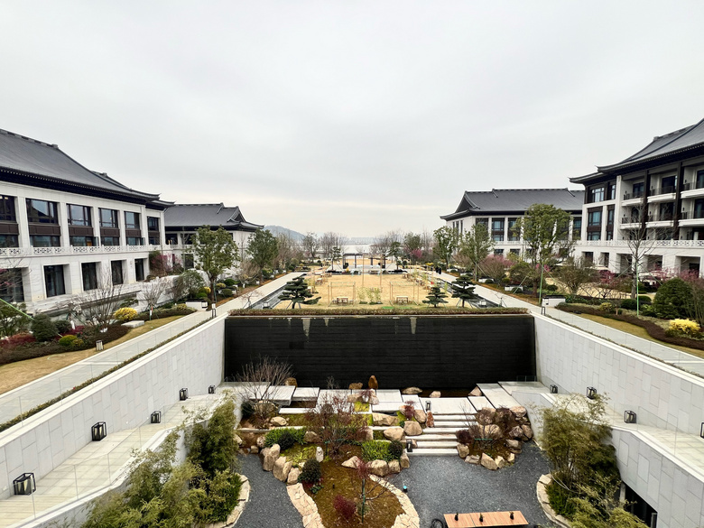 ̨�ݾ�����������ɽׯ��ȯ