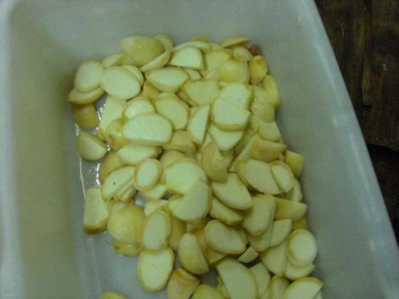 对路桥人的胃口虾酱芋头梗