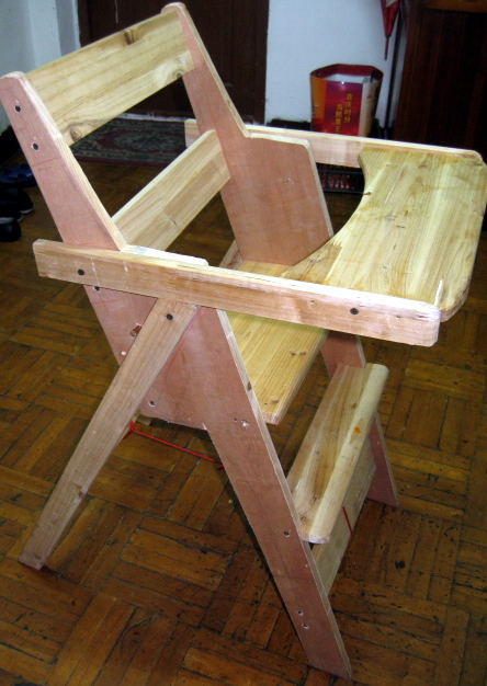 自己动手制作儿童餐椅