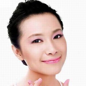 了解成因 经期前后痘痘该如何护理