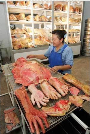 哇哇哇，这是什么东东啊，好恐怖啊，求安慰