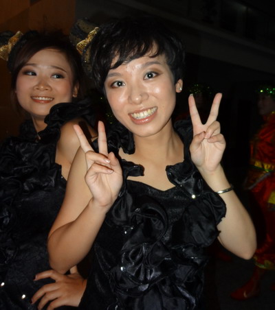 琴伴奏红歌联唱书法表演葫芦丝演奏蒙古舞《雕花的马鞍》小品《说事儿