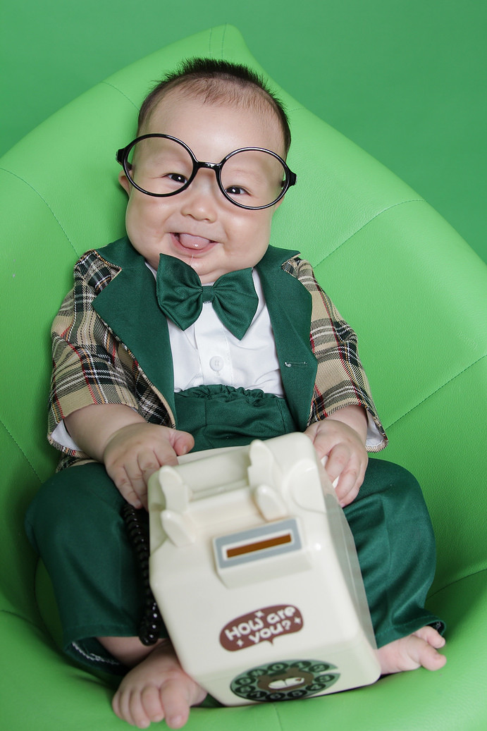 都是太胖惹的祸,邻居家混血宝宝100天写真一点都不混血