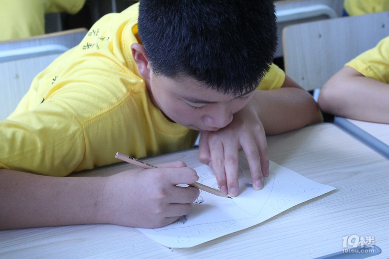 手绘见亲情家书话感恩