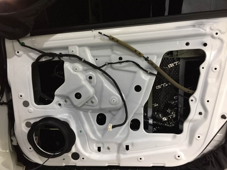 温州左声道荣威360汽车音响改装优化升级雷贝