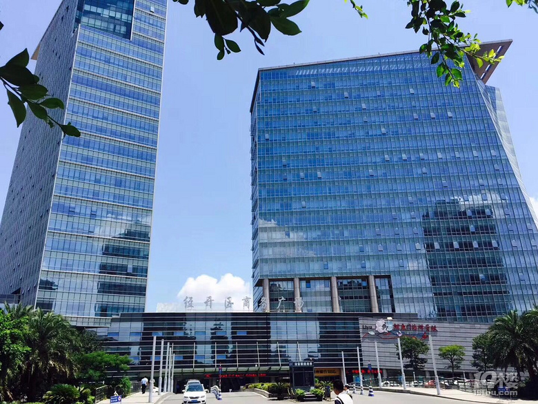 新世纪商务大厦