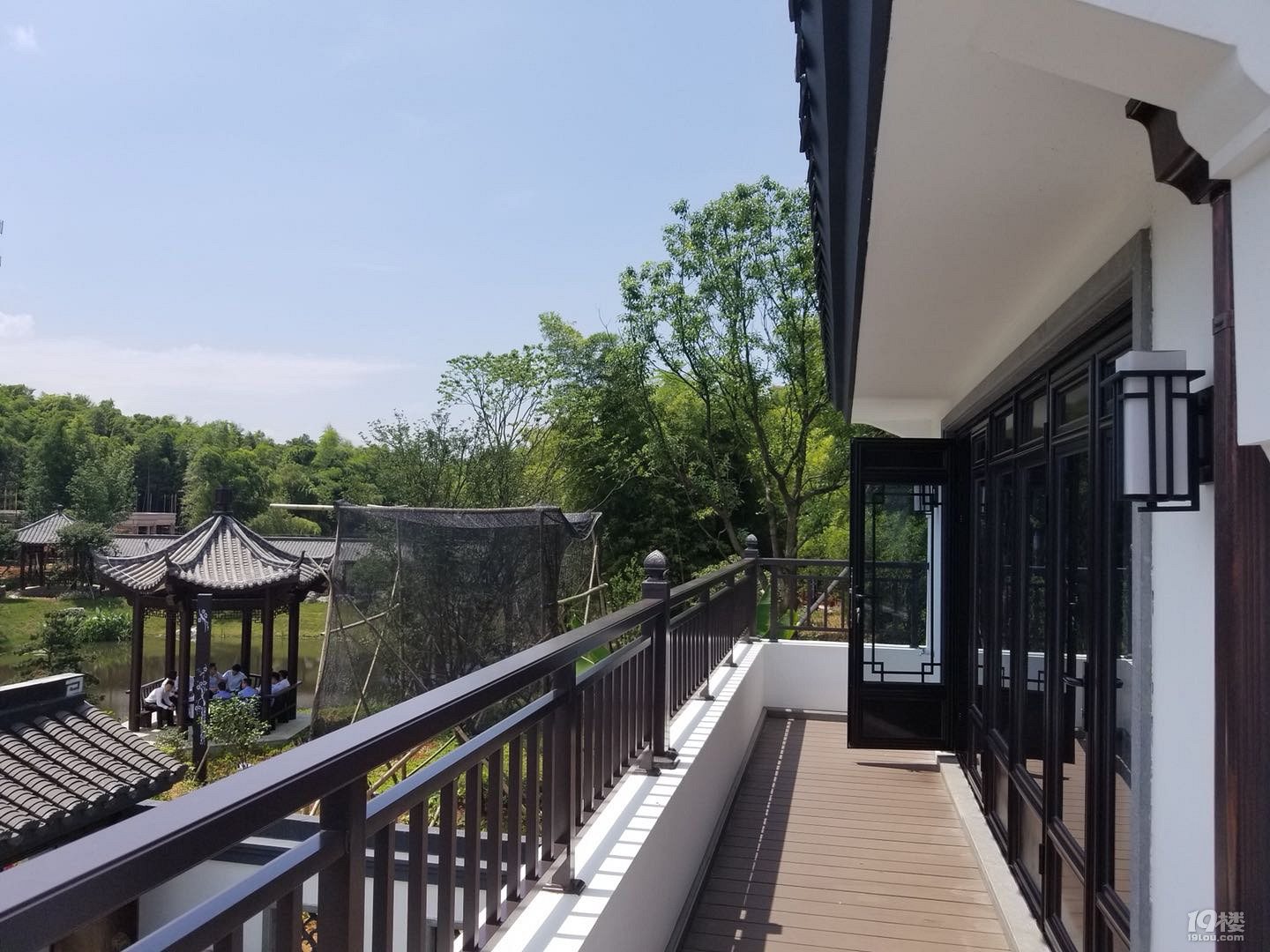 嵊州【檀山府】市中心别墅.售楼热线18768456326