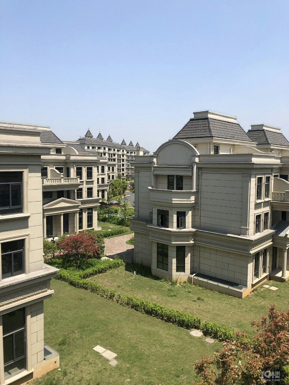 安吉铂金公馆强势来袭-安吉【铂金公馆】售楼热线15158003804